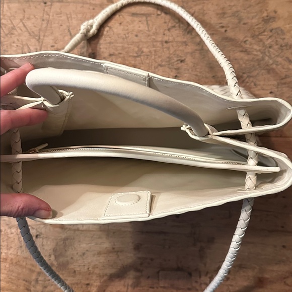 Quince Italian Leather Handwoven Satchel – Bone – Handcrafted in Italy - Picture 9 of 14